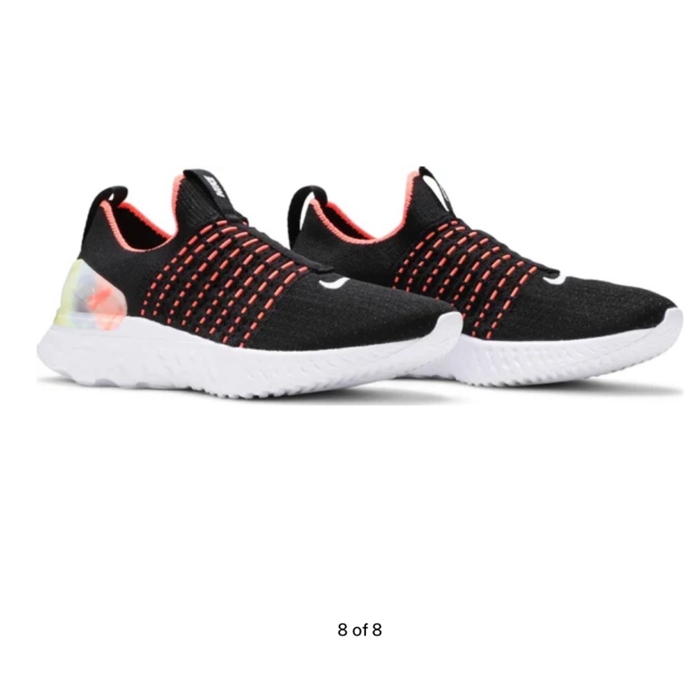 Nike phantom running shoes